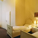 Hotel-pension Funk Am Kurfuerstendamm Ξενοδοχείο 3*