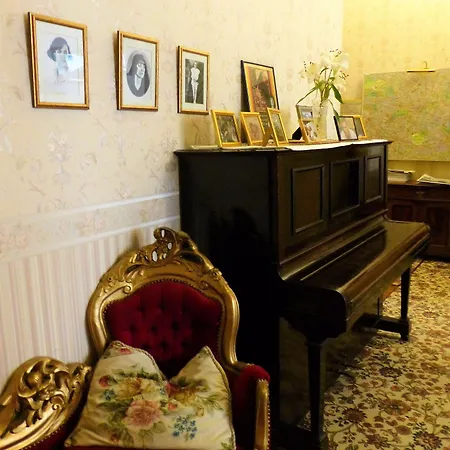 Hotel-pension Funk Am Kurfuerstendamm 호텔 베를린