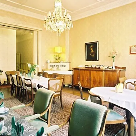 Hotel-pension Funk Am Kurfuerstendamm 3*