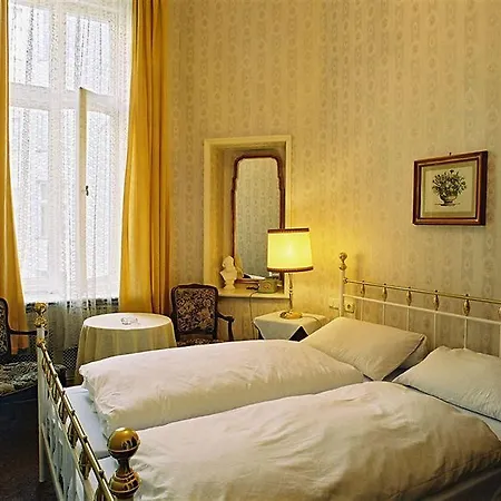 Hotel-pension Funk Am Kurfuerstendamm Hotell Berlin