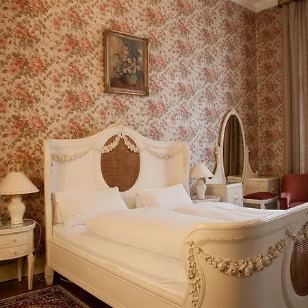 Hotell Hotel-pension Funk Am Kurfuerstendamm
