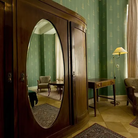 Hotell Hotel-pension Funk Am Kurfuerstendamm
