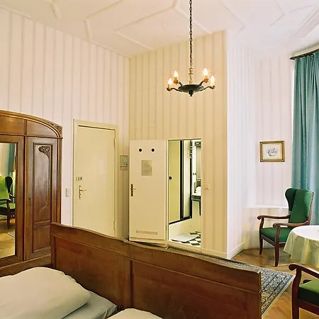 Hotel-pension Funk Am Kurfuerstendamm Berlin